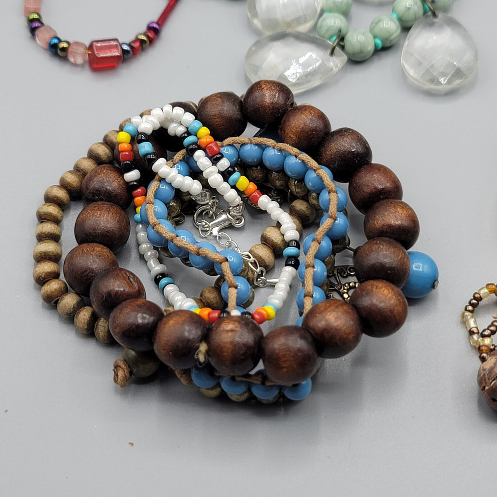 Colorful Jewelry Lot Necklaces Bracelets Beads 27 pcs All Wearble in Good Condit