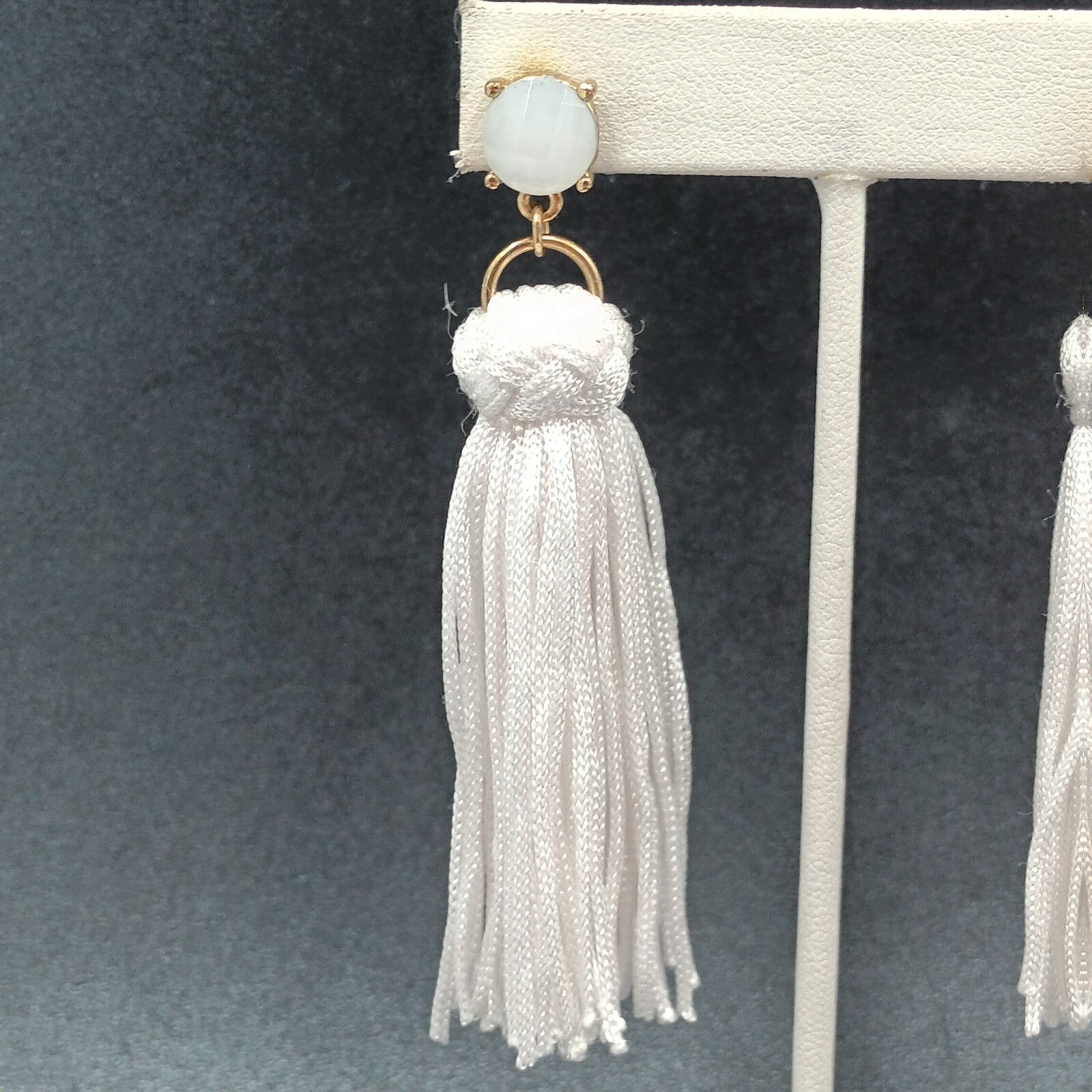 Pierced Earrings white Tassel Gold tone Faceted Glass Statement Dangle 3 1/4"
