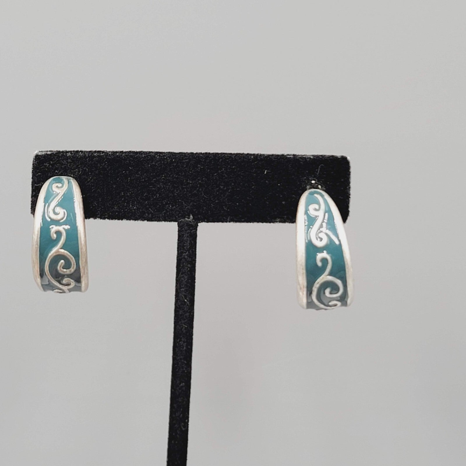Vintage Silver tone Blue Enamel Hoops Pierced Earrings 7/8"