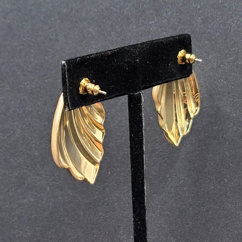 Vintage Pierced Earrings Gold tone Tan Swirl Enamel Drop 1.25" Lightweight