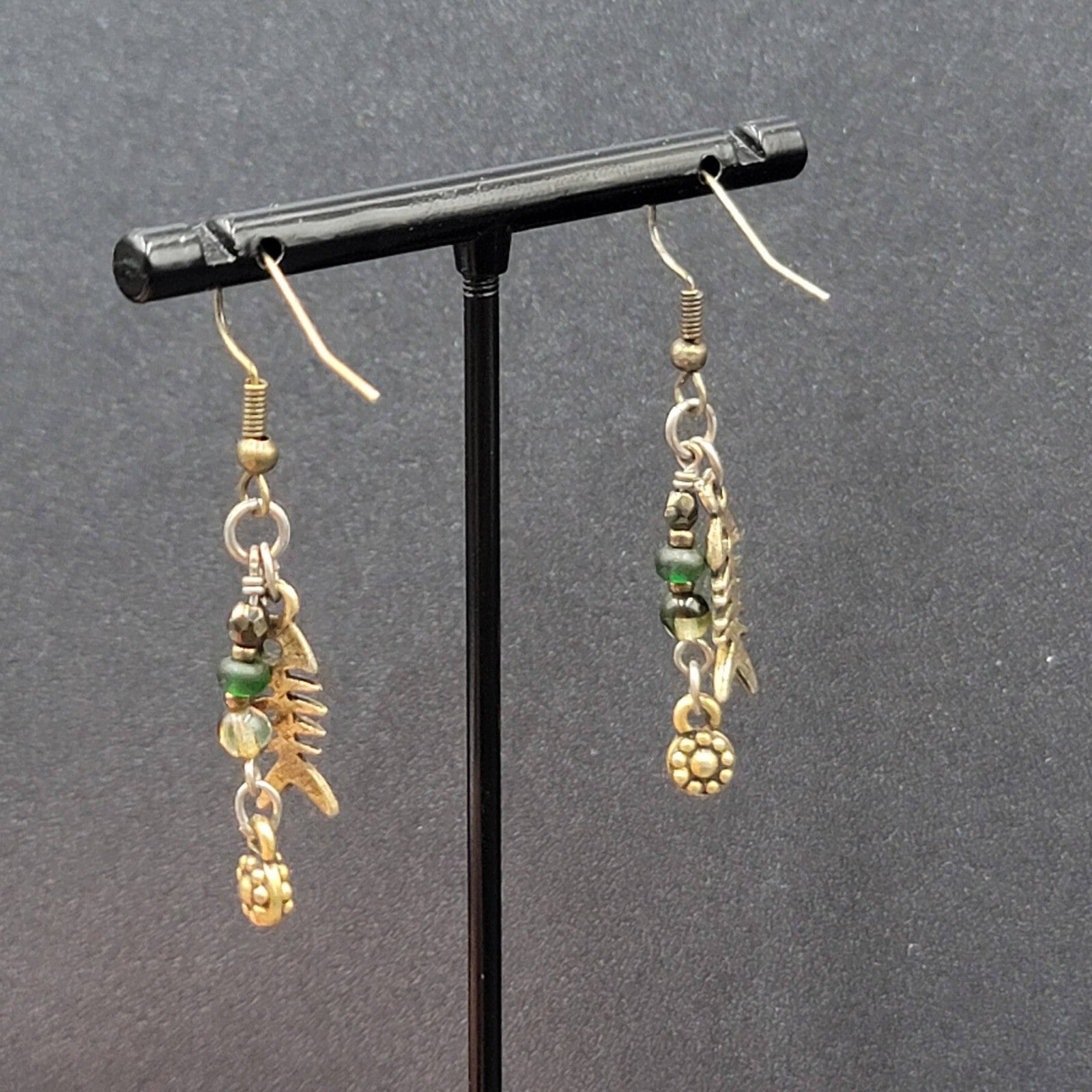 Vintage Pierced Earrings Gold tone Fish Beaded Dangle 1.25"