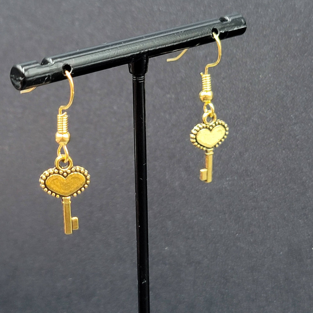 New Ornate Heart Skeleton Key Pierced Earrings Gold tone Dangle 5/8"
