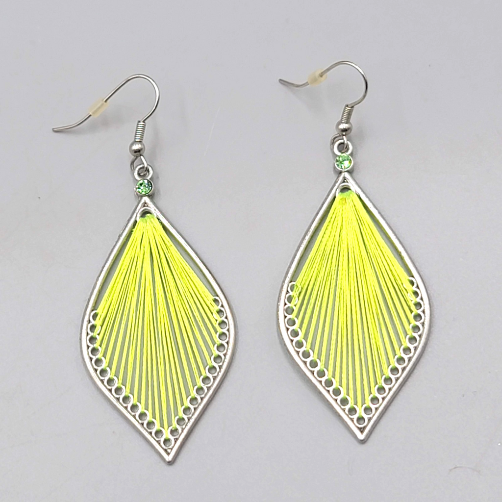 Neon Green String Art Pierced Earrings Silver tone Dangle 2.25 in