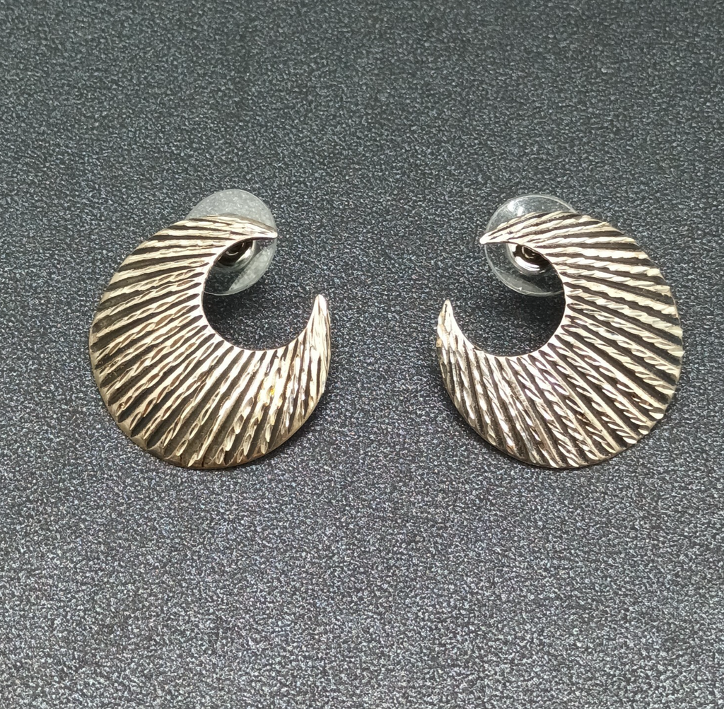 Pierced Earrings Silver tone Textured Crescent Drop 1"