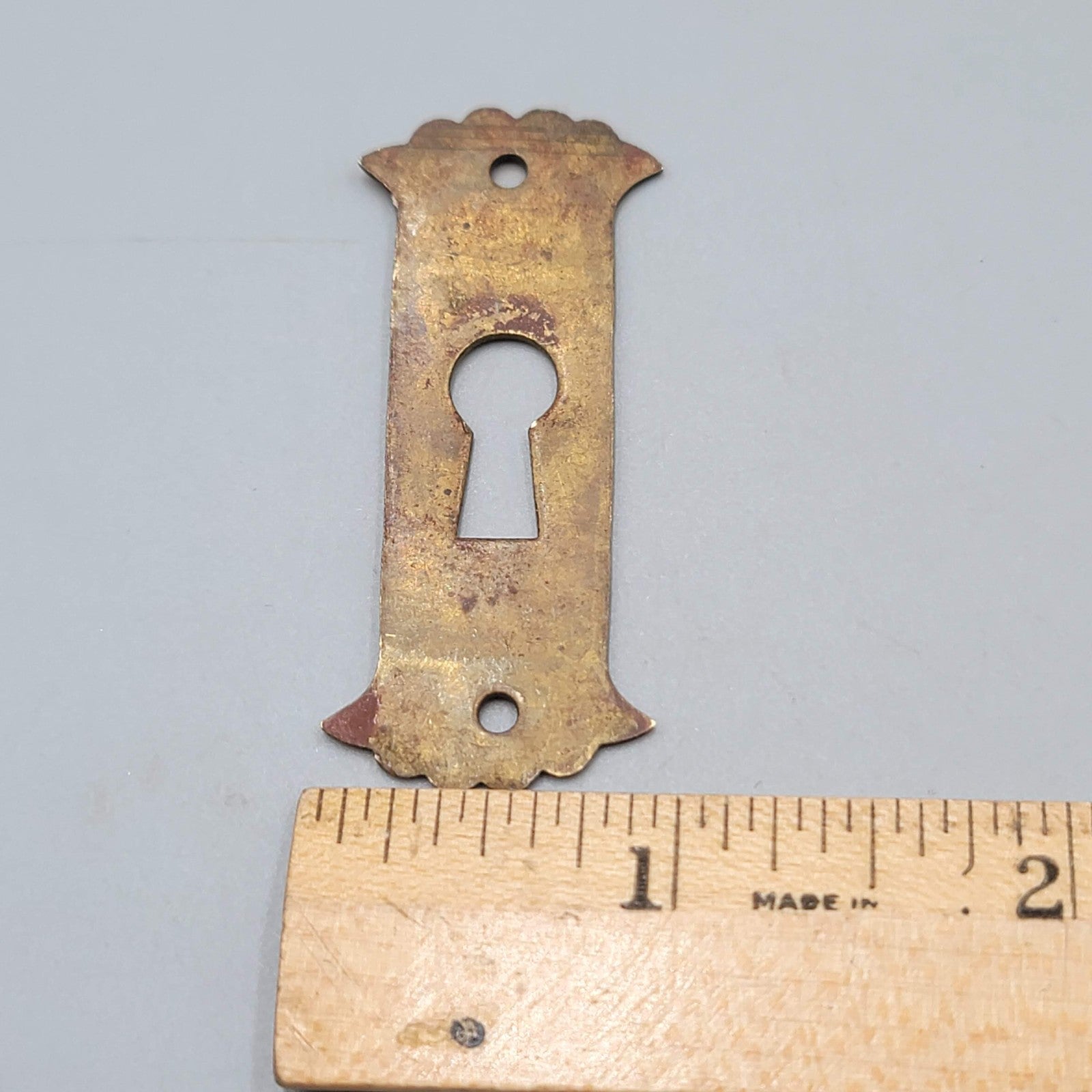 Vintage Ornate Brass Skeleton Keyhole Escutcheon Salvage Hardware 2" (53)