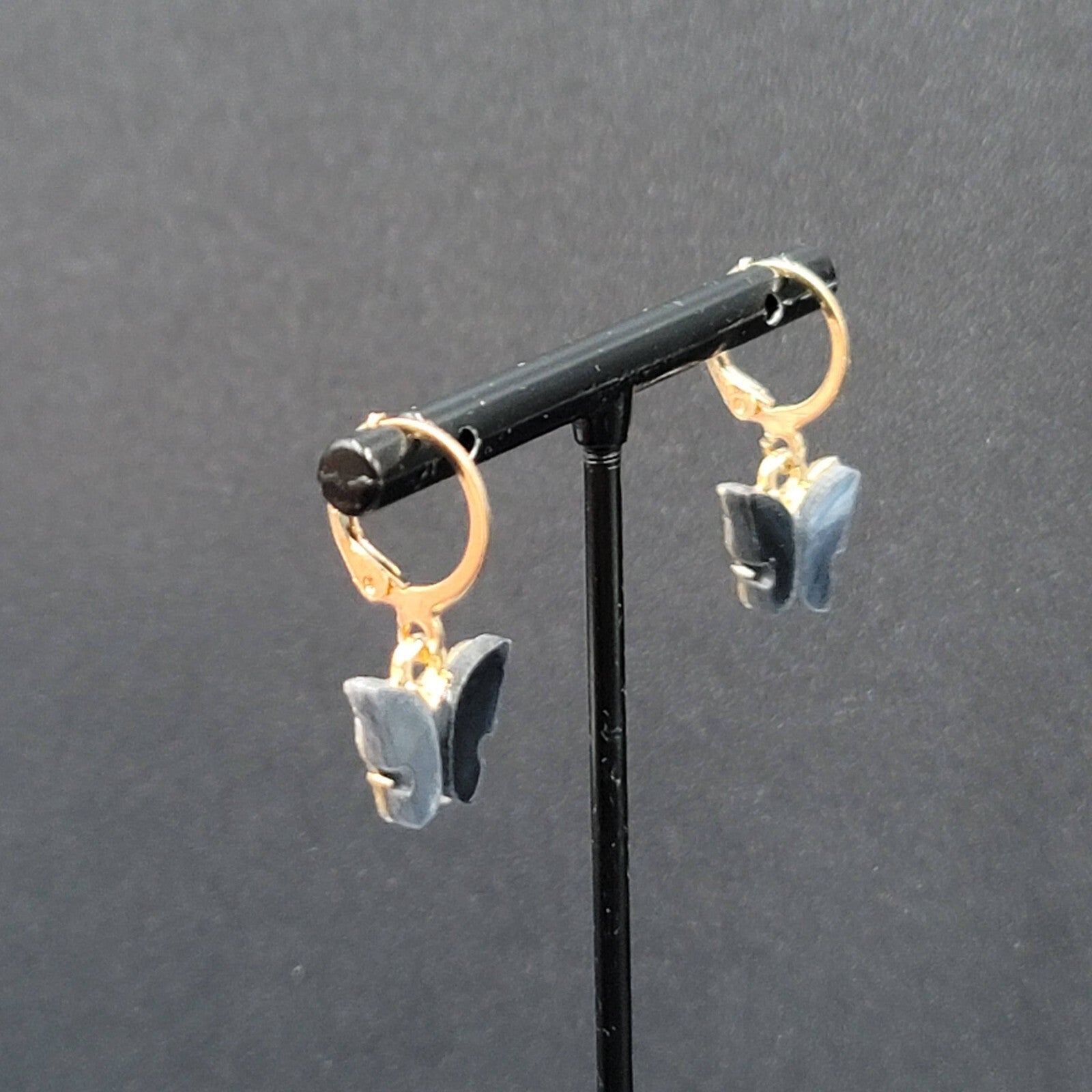 New Pierced Earrings Gold tone Gray Resin Butterfly Dangle Huggie Hoops 1/2"