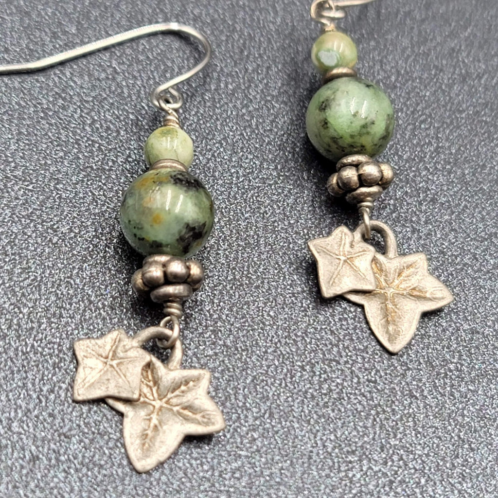 Pierced Earrings Silver tone Green Stone Dangle Leaves 1 3/8"