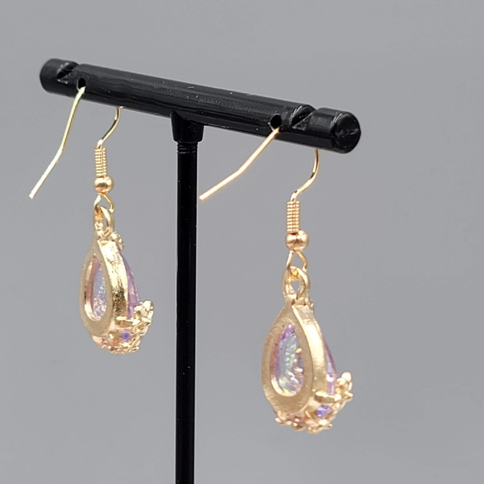 New Pierced Earrings Gold tone Glitter Purple Glass Teardrop Dangle 3/4"