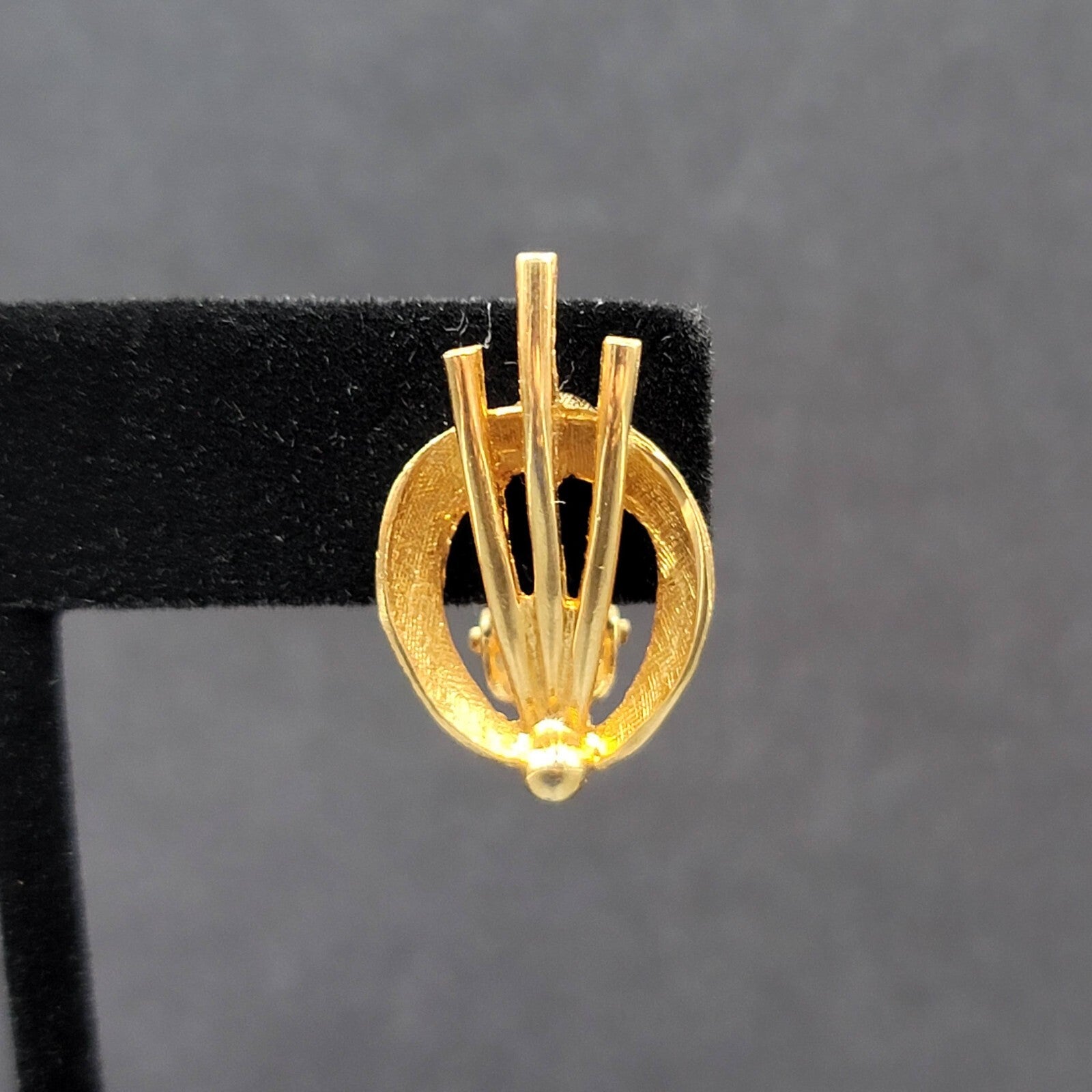 Vintage Clip on Earrings Gold Plated Open Oval Drop Estate Jewelry 1"