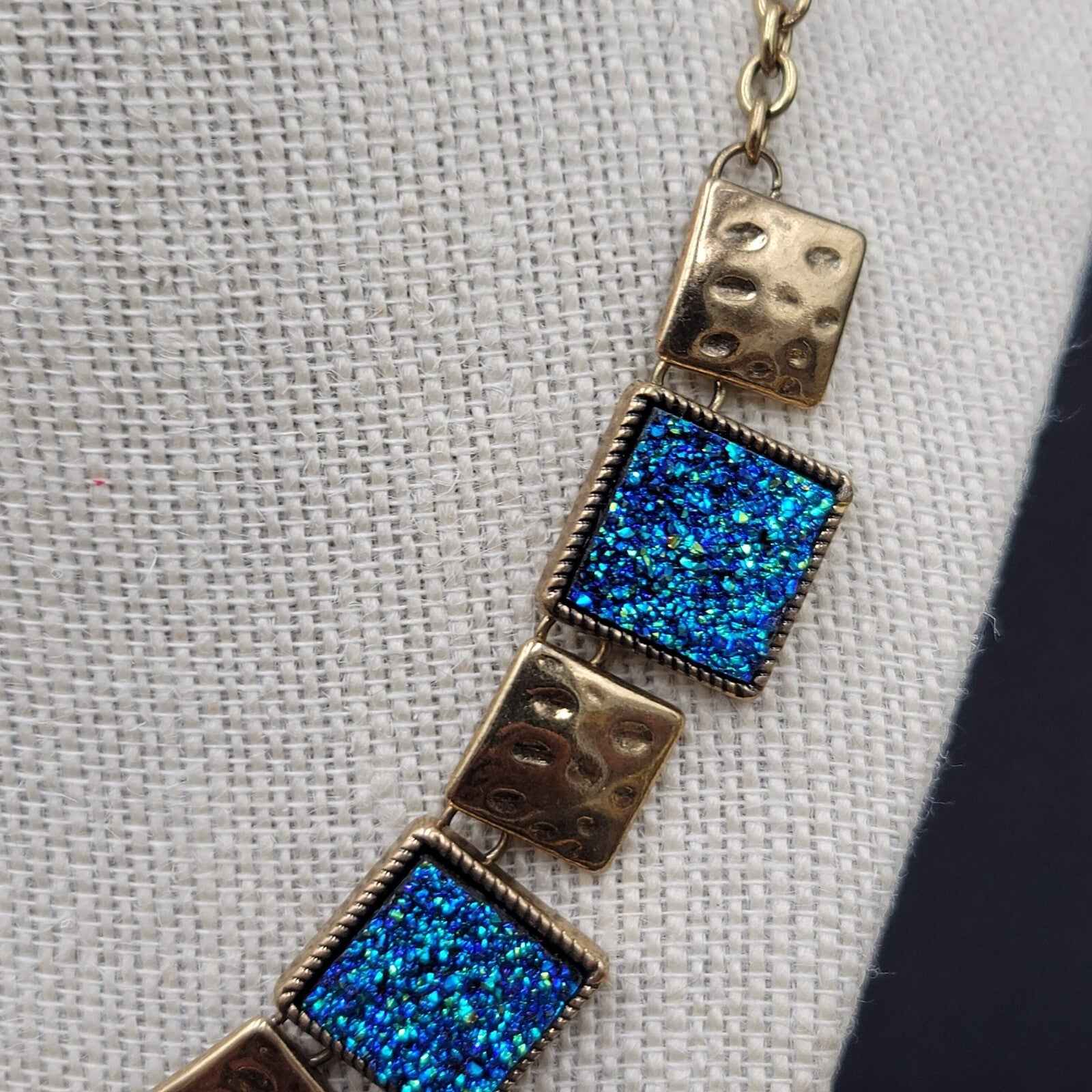 Blue Druzy Necklace Pierced Earrings Jewelry Set Glitter Gold tone 17"-20"