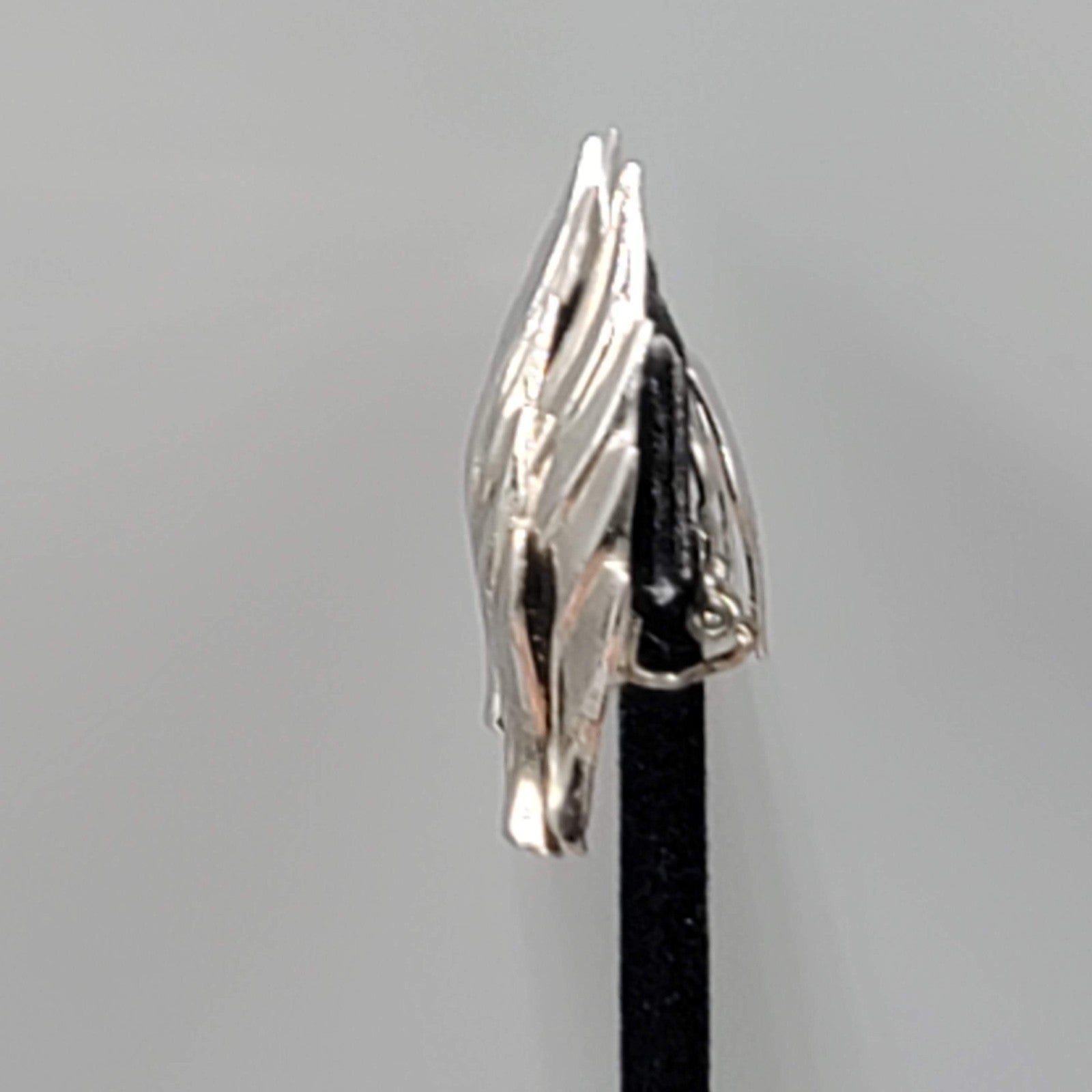 Vintage Marino Clip on Earrings Silver tone Leaf Climber 1 3/8"