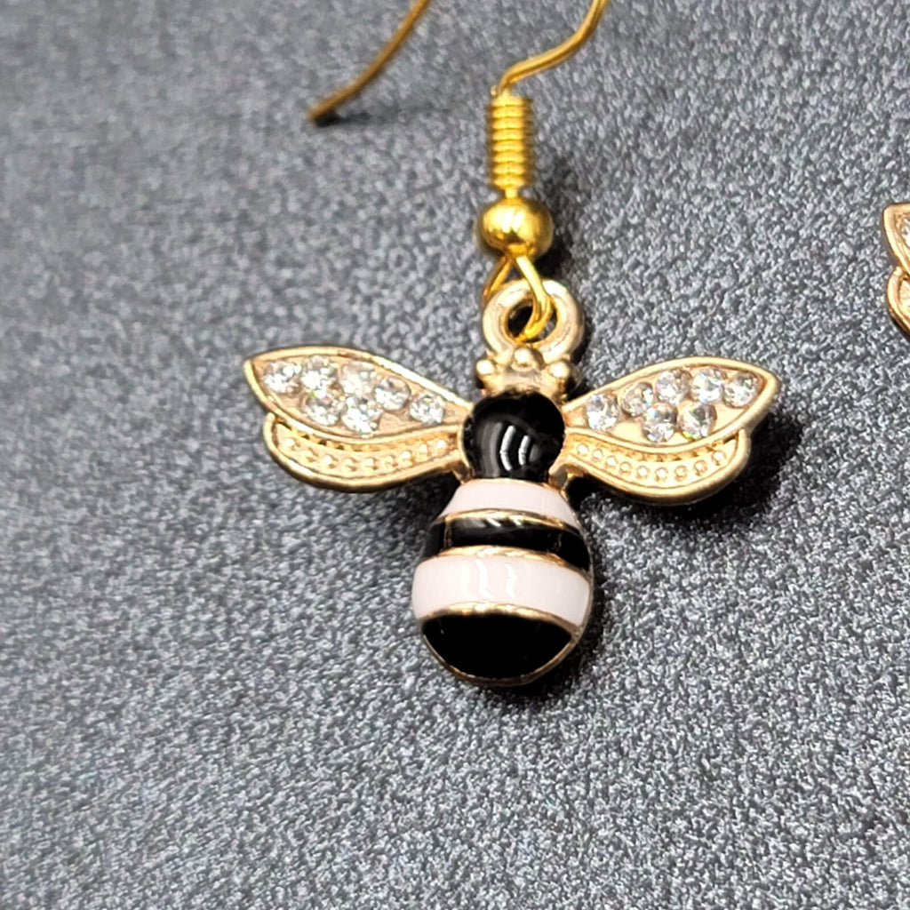 Bumble Bee Pierced Earrings Gold tone Rhinestone White Enamel Dangle New 5/8"