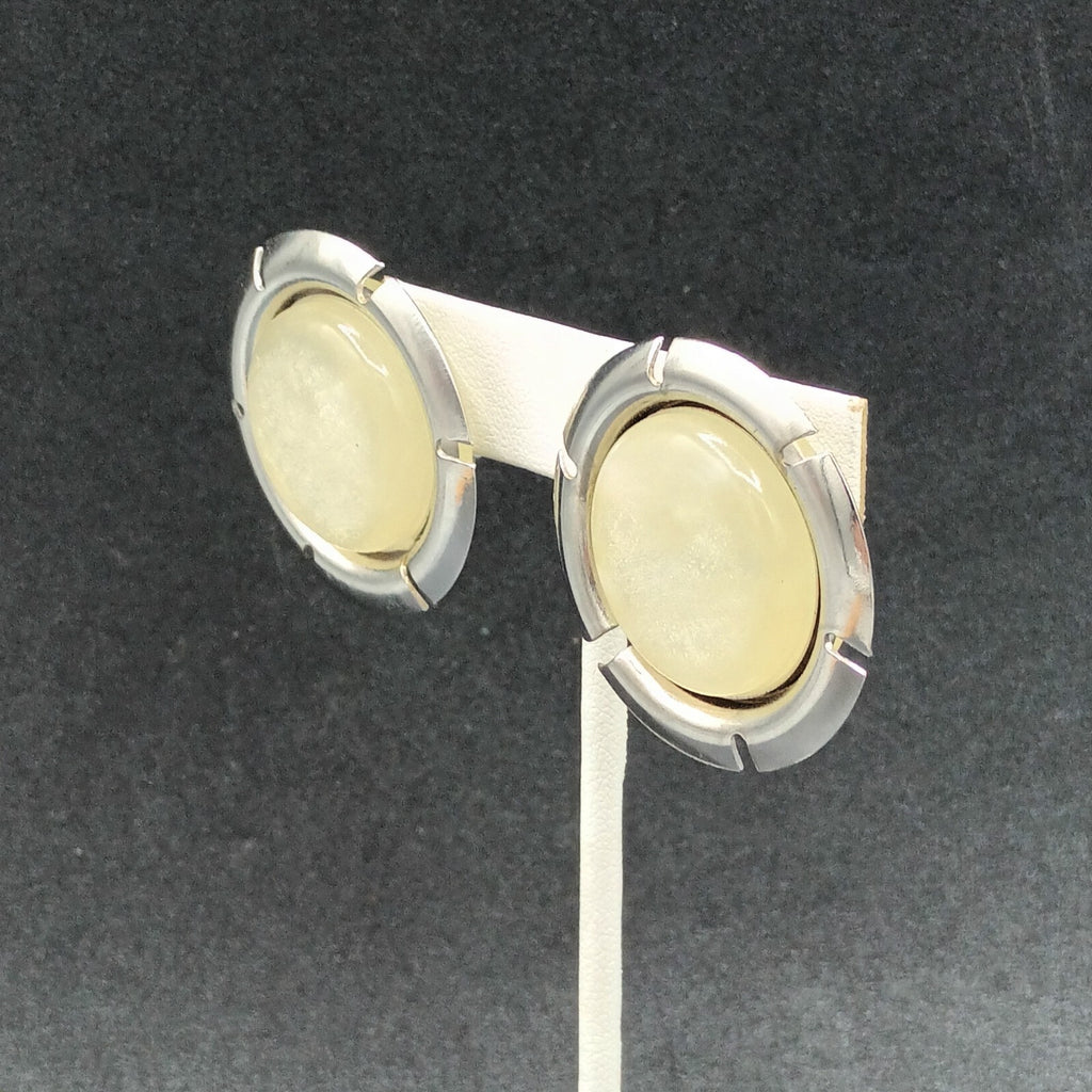 Vintage Sarah Cov Clip on Earrings Silver Tone Lucite Center Large Round 1.5"