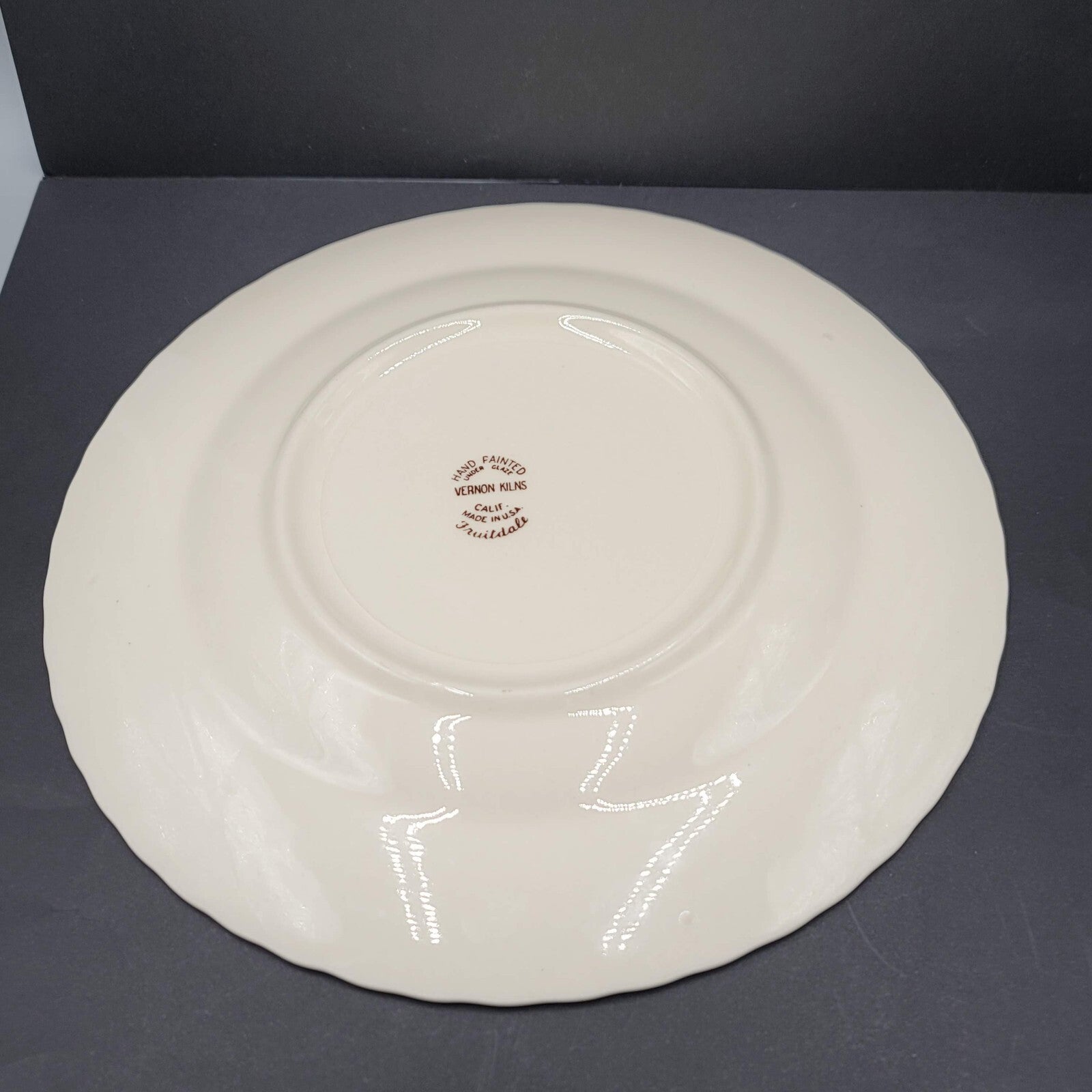 Vintage Vernon Kilns Fruitdale Dinner Plates Made In USA 9.5 in