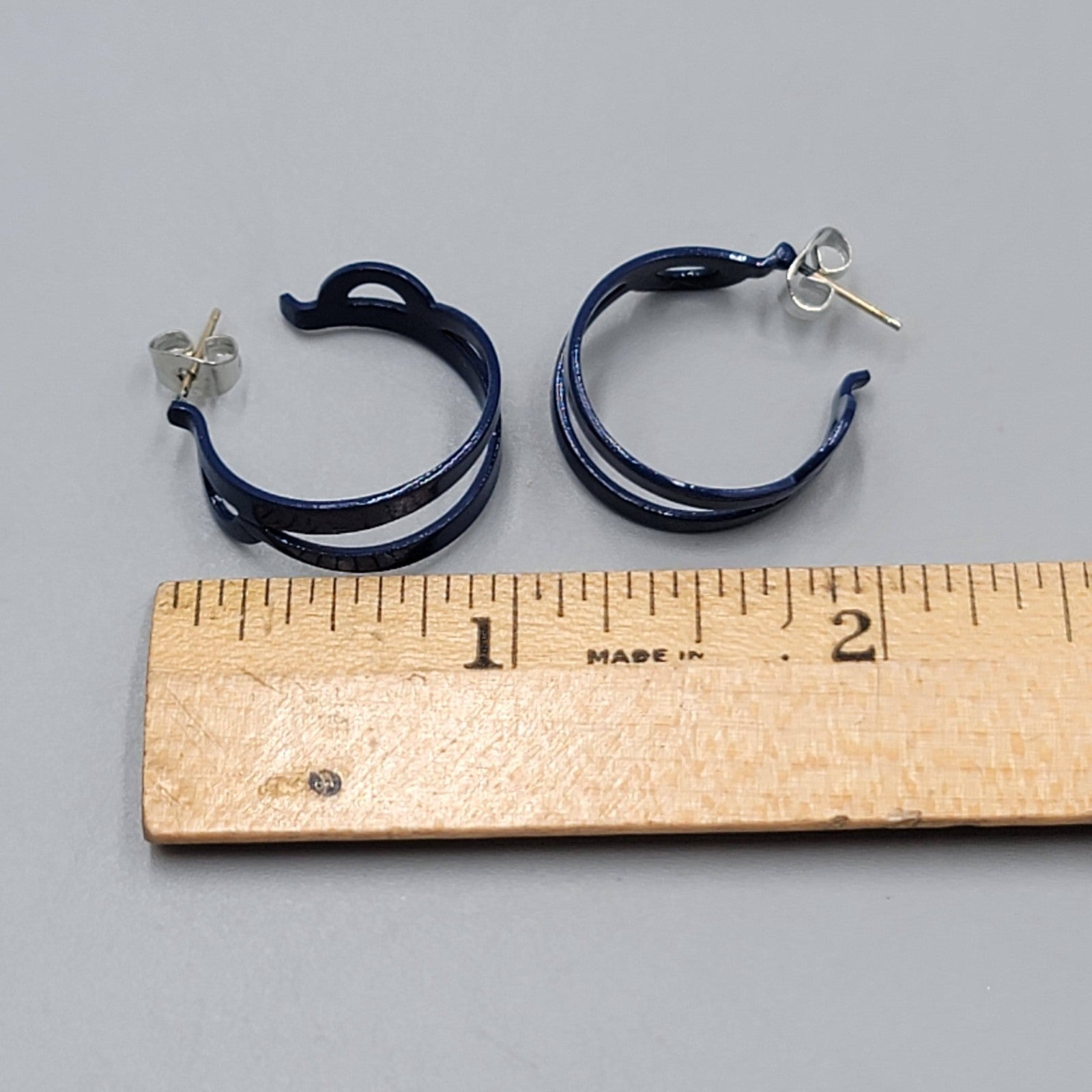 Vintage Pierced Earrings Blue Enamel Open Work Hoops 3/4"