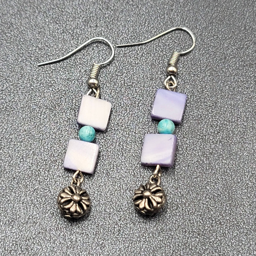 Pierced Earrings Silver tone Purple Shell Square Bead Dangle 1.25"