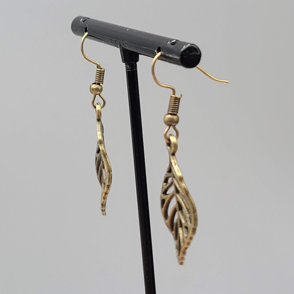 Leaf Pierced Earrings Bronze tone Wavy Dangle NEW 1"