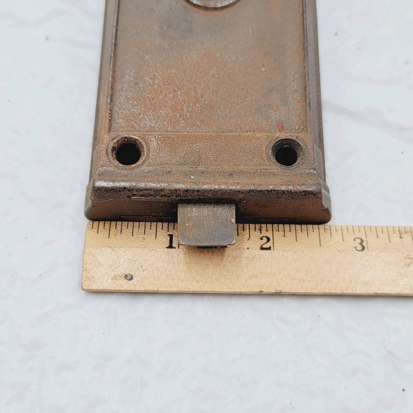 Antique Surface Mount Mortise No Keeper Spindle Hole No Lock  H0114