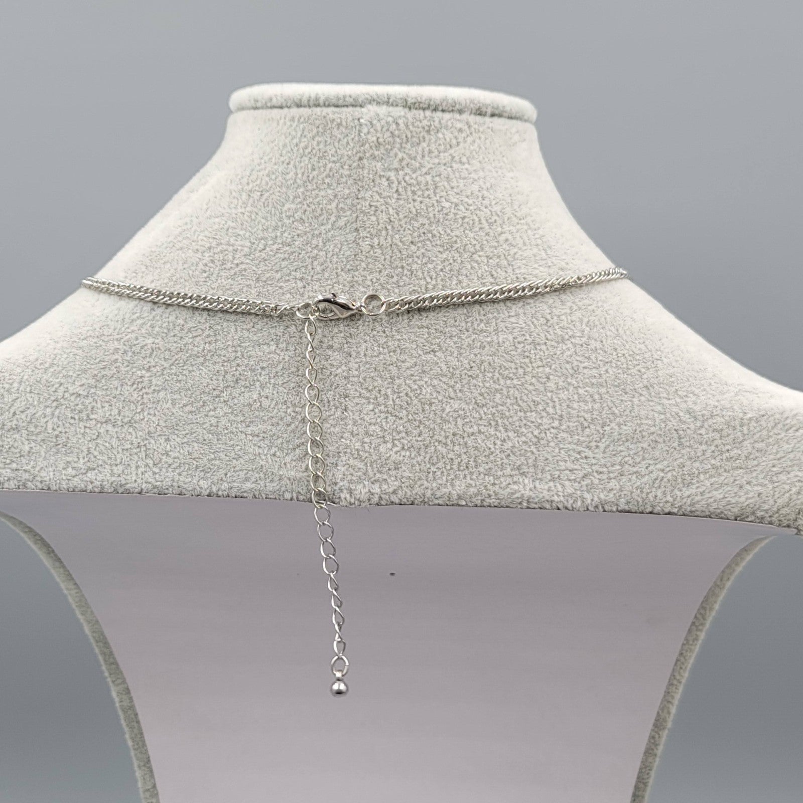 Textured Medallion Bib Necklace Silver tone 14"-16"
