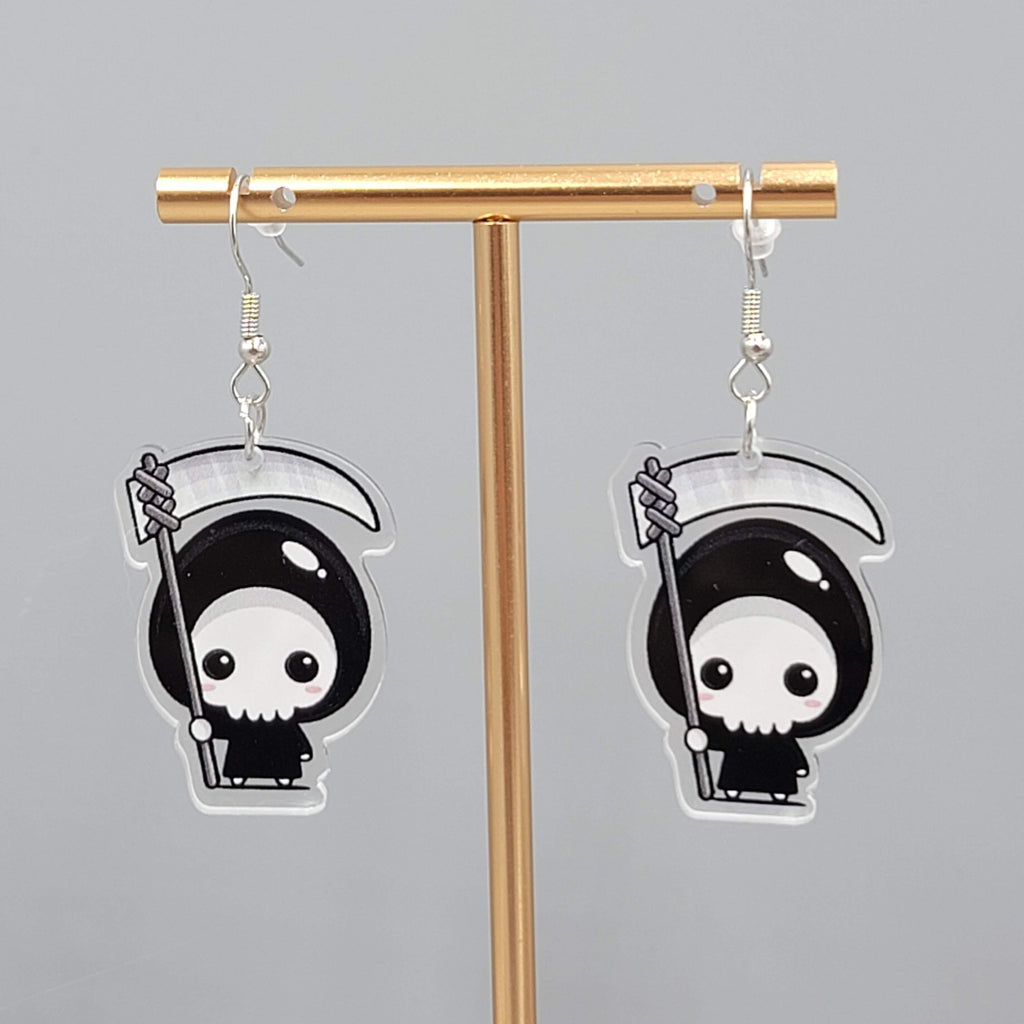 Halloween Death Grim Reaper Pierced Earrings Silver tone Dangle 1.5 in