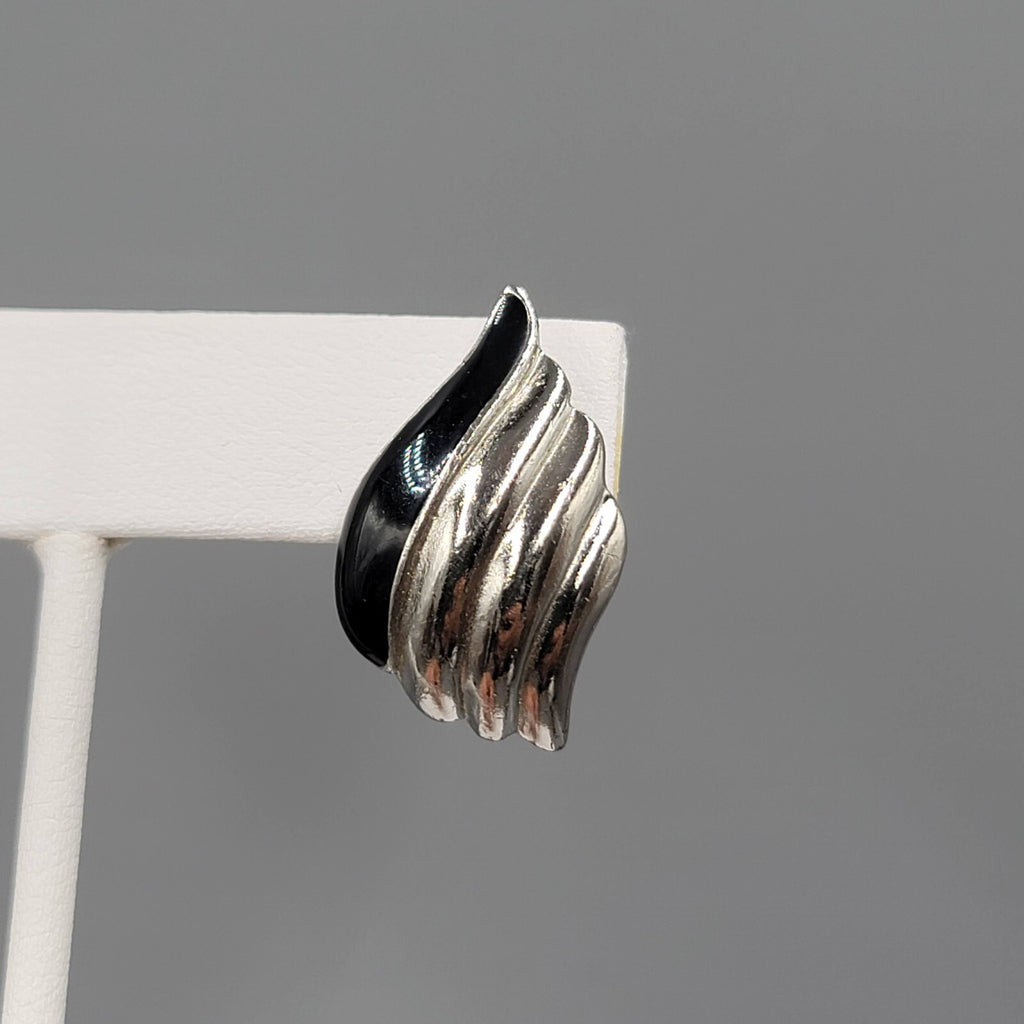 Vintage Climber Clip on Earrings Silver tone Black Enamel 1"