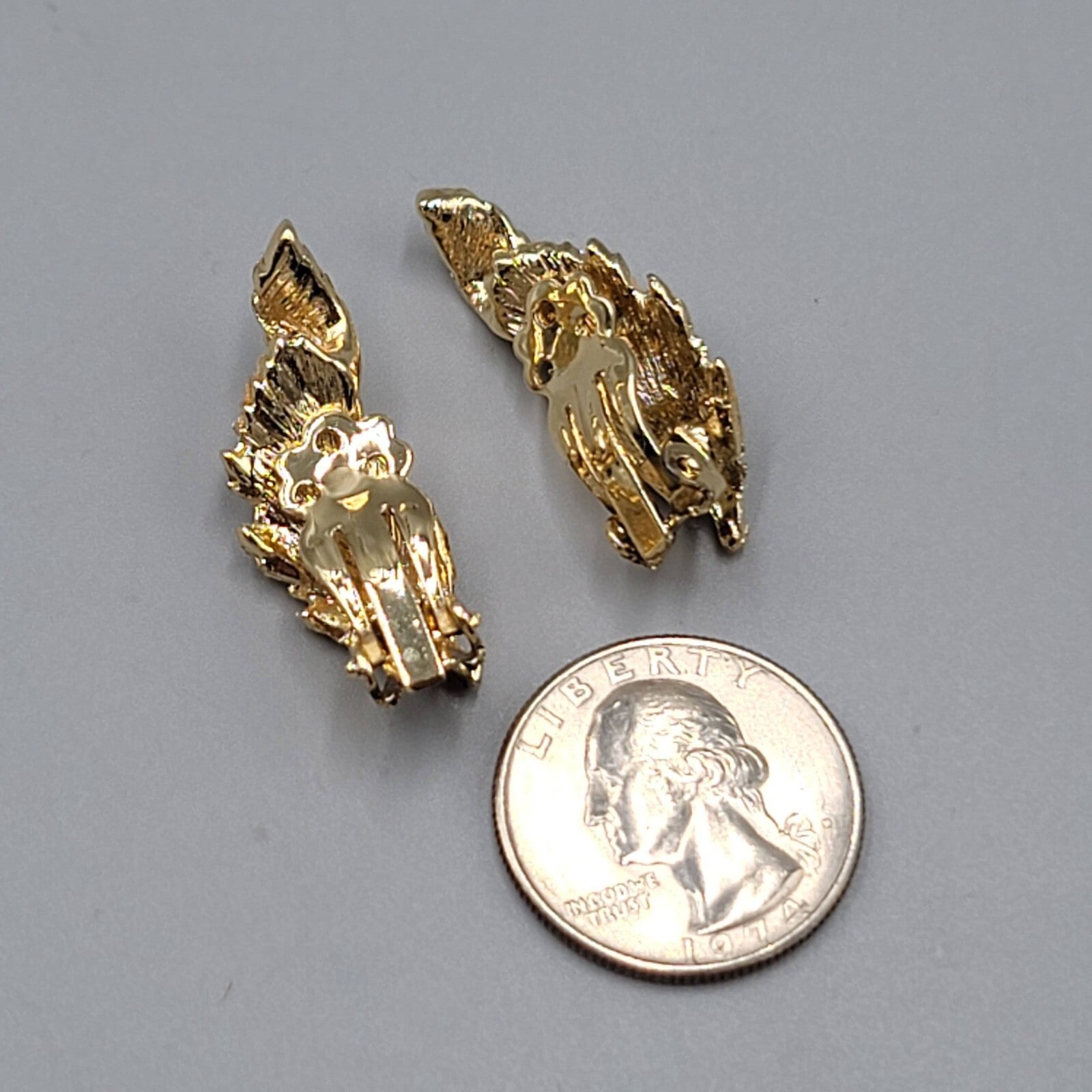 Vintage Climber Clip on Earrings Gold tone Textured Leaf White Bead 1.25"