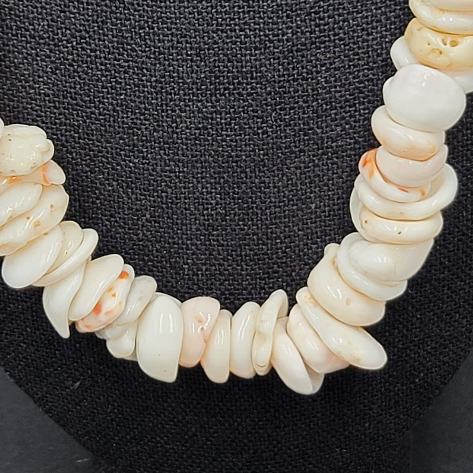 Vintage Choker Shell Necklace Multicolor Estate Costume Jewelry 16"