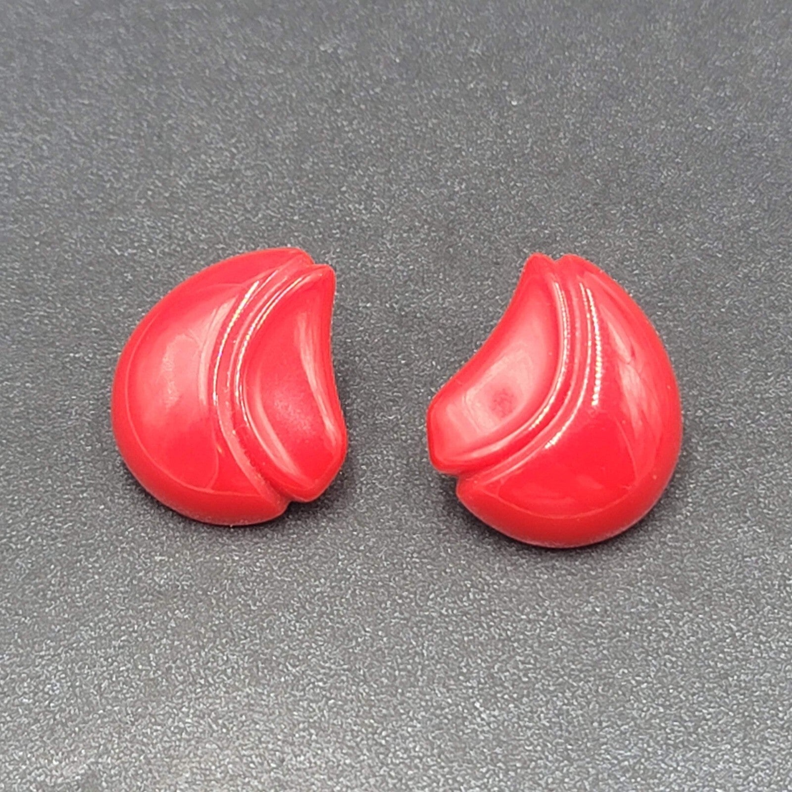 Vintage Pierced Earrings Red Acrylic Drop  1"