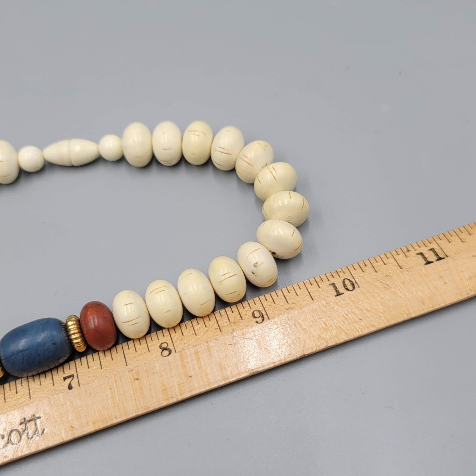 Vintage Beaded Necklace Hidden Clasp Beige Brown Blue Estate Costume Jewelry 20"