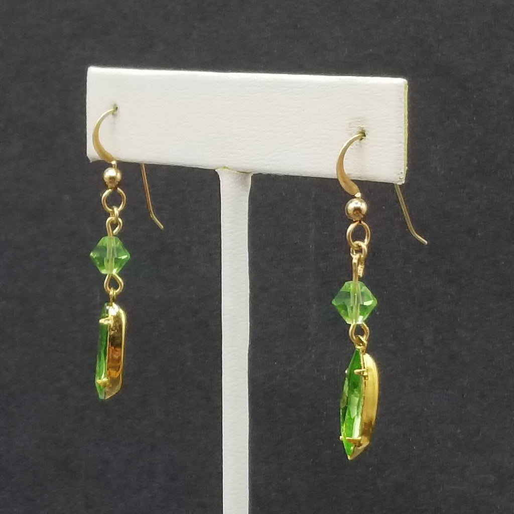 Pierced Earring Gold tone Green Crystal Faceted Bead Statement Dangle 1 1/8"