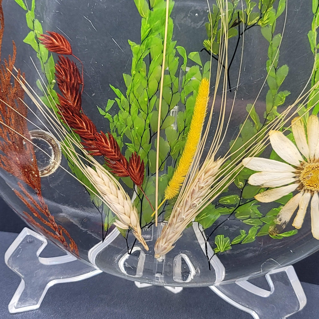 Vintage MCM Lucite Resin Dried Flower Round Footed Trivet 8 in