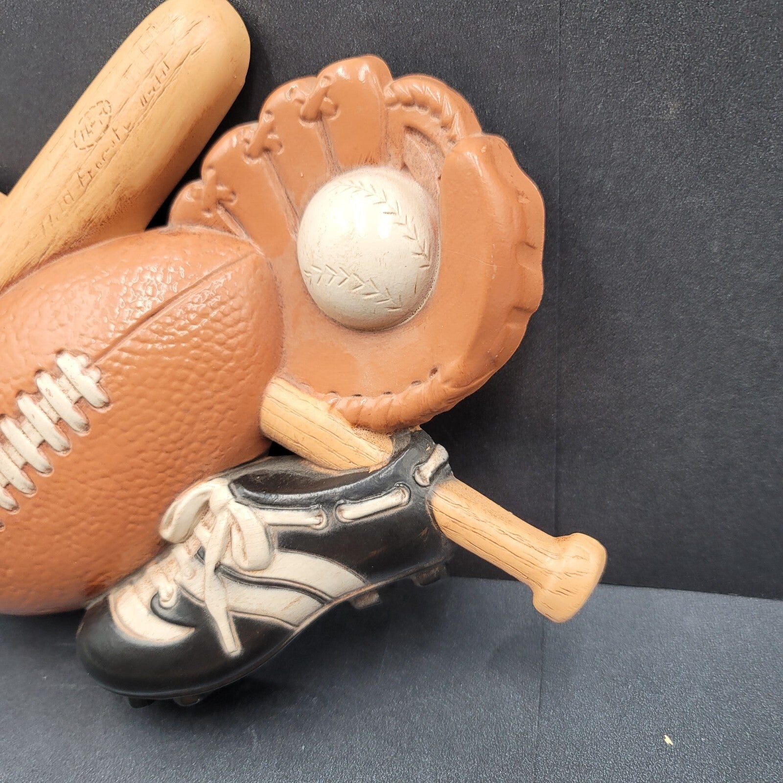 Burwood SPORTS VTG Wall Plaques Decor BASEBALL Football Home Interior 3260