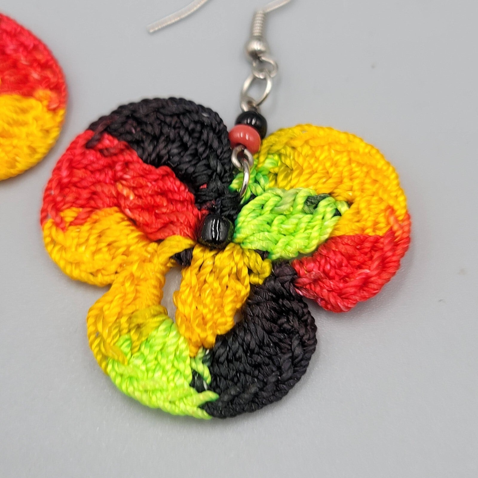 Crochet Pierced Earrings Red Black Yellow Green Dangle 1.5"
