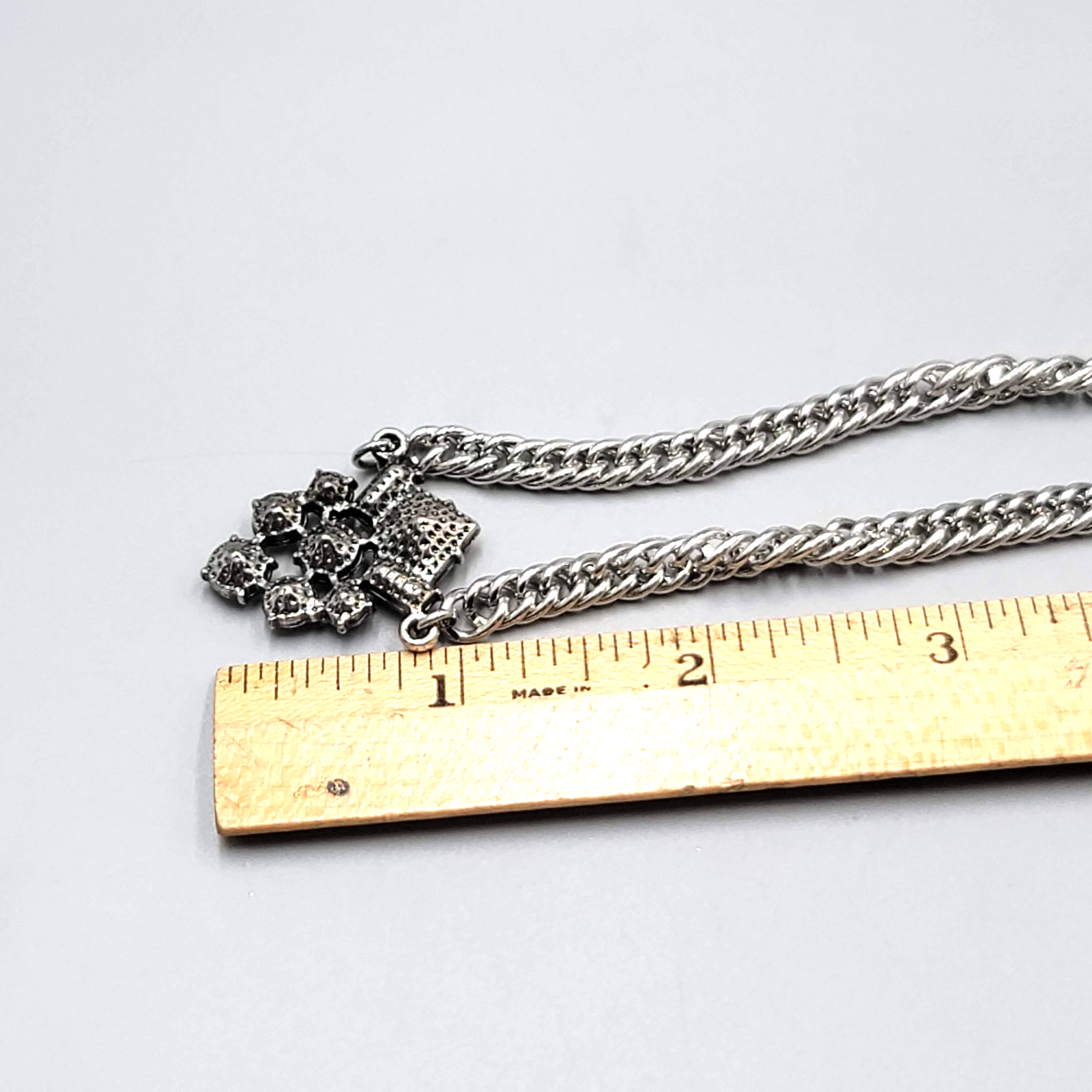 Heavy Chain Necklace Crystal Rhinestone Pendant 18"-20"