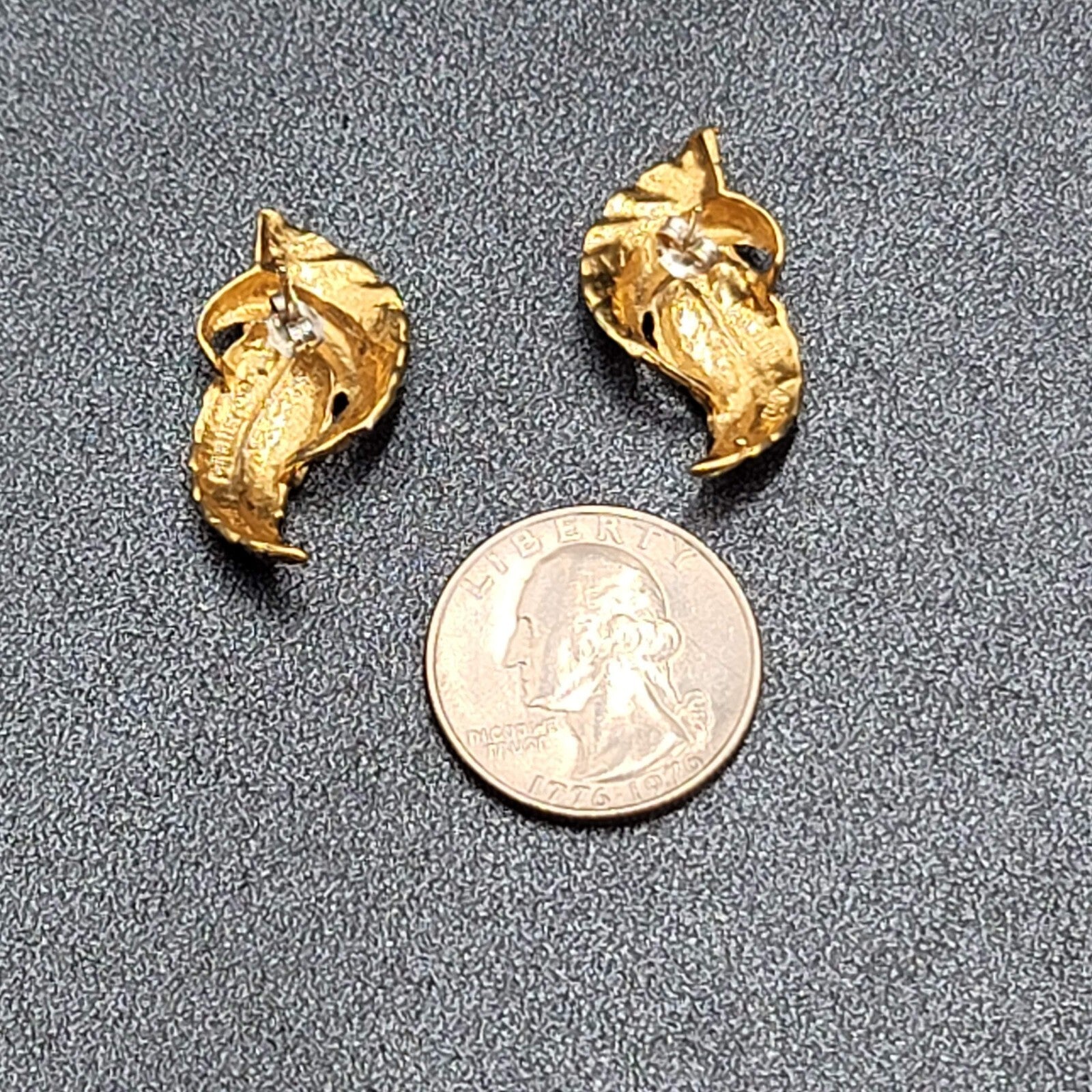 Sterling Silver Pierced Earrings 925 Gold Vermeil 2 Toned Drop Feather  1.25"