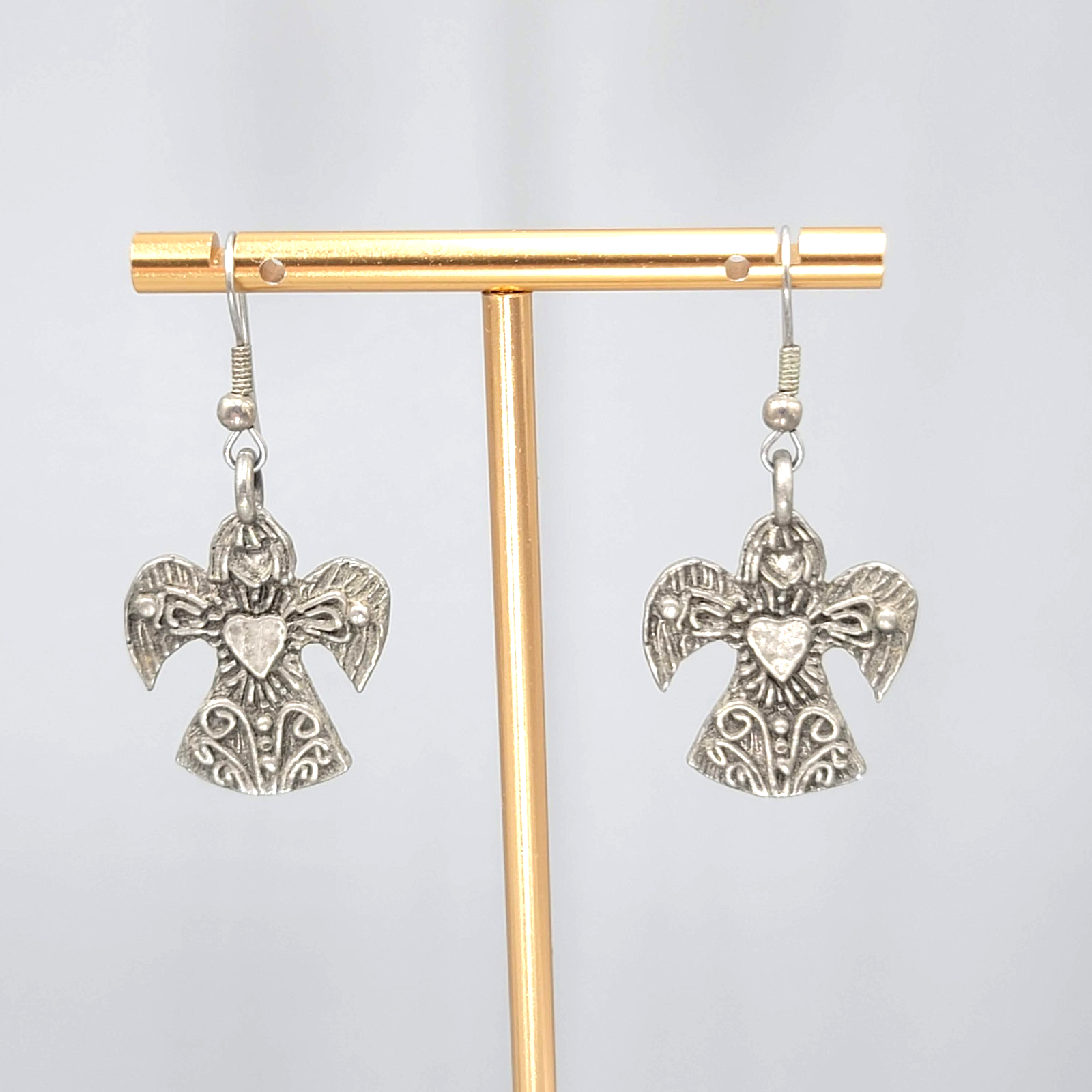 Vintage Angel Heart Pierced Earrings Pewter Silver tone Dangle  1.25 in