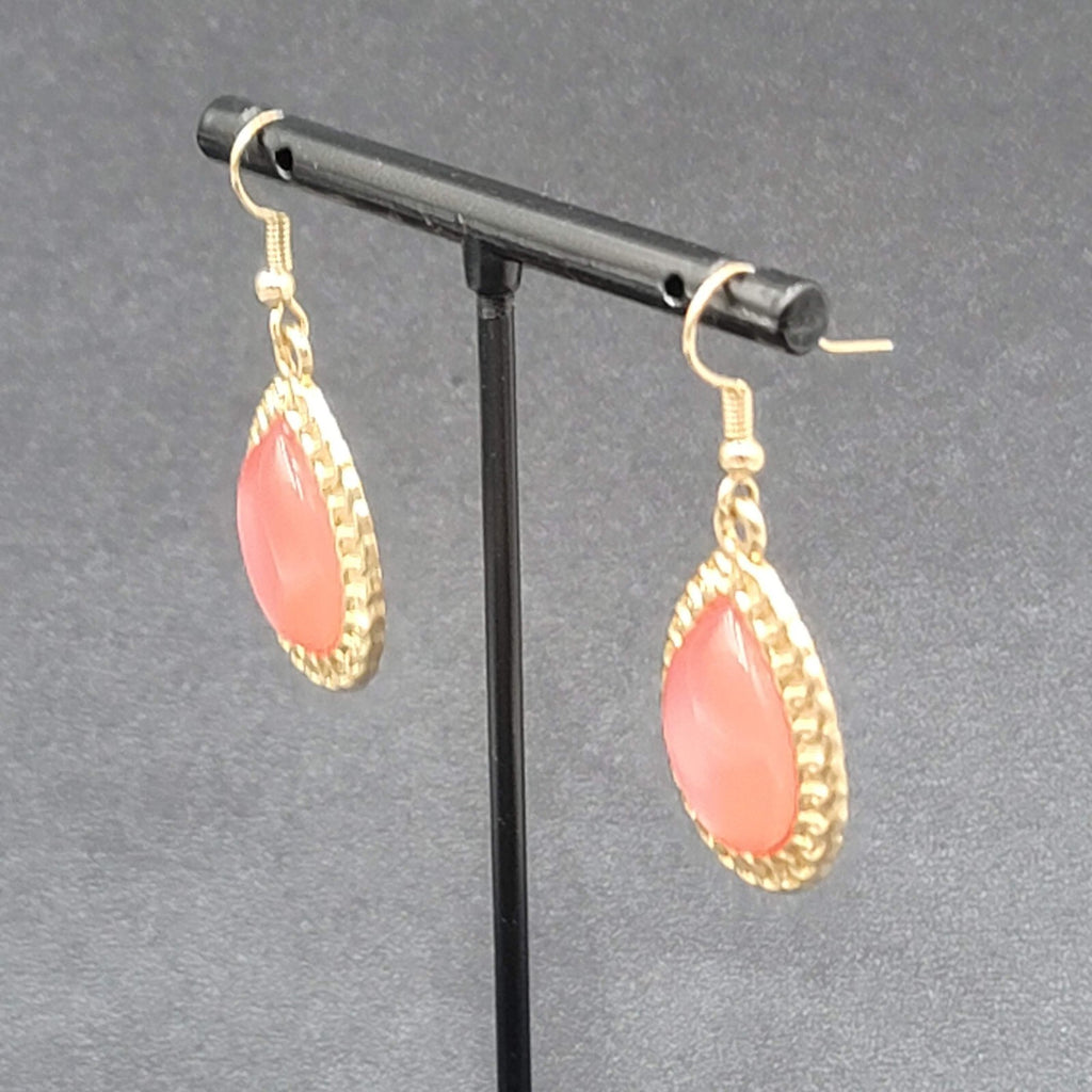 Pierced Earrings Gold tone Pink Translucent Resin Teardrop Dangle 1"