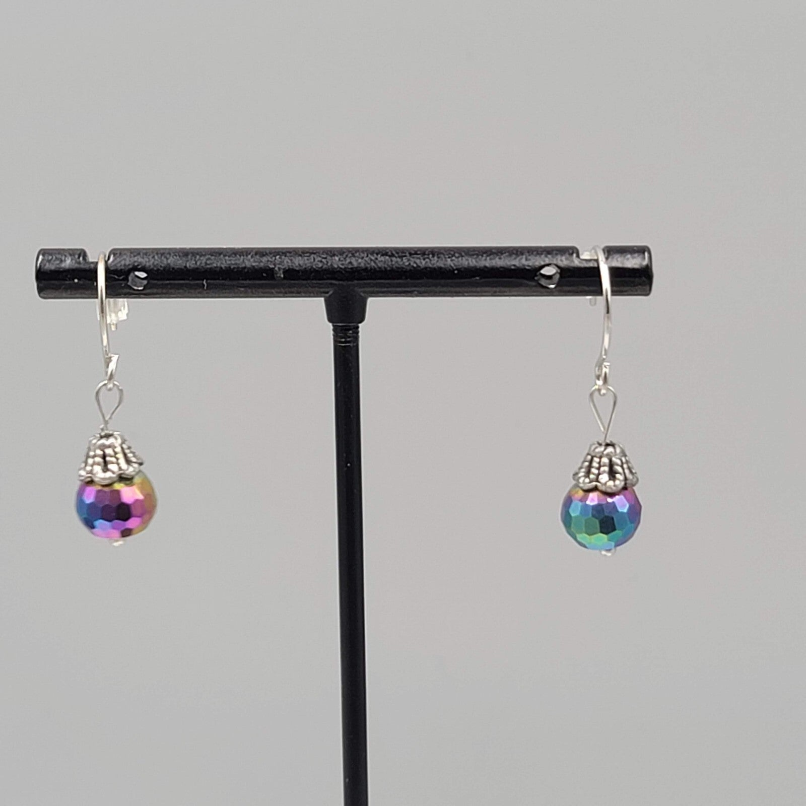 Rainbow Iridescent Sparkle Faceted Bead Dangle Pierced Earrings Silvertone 5/8"