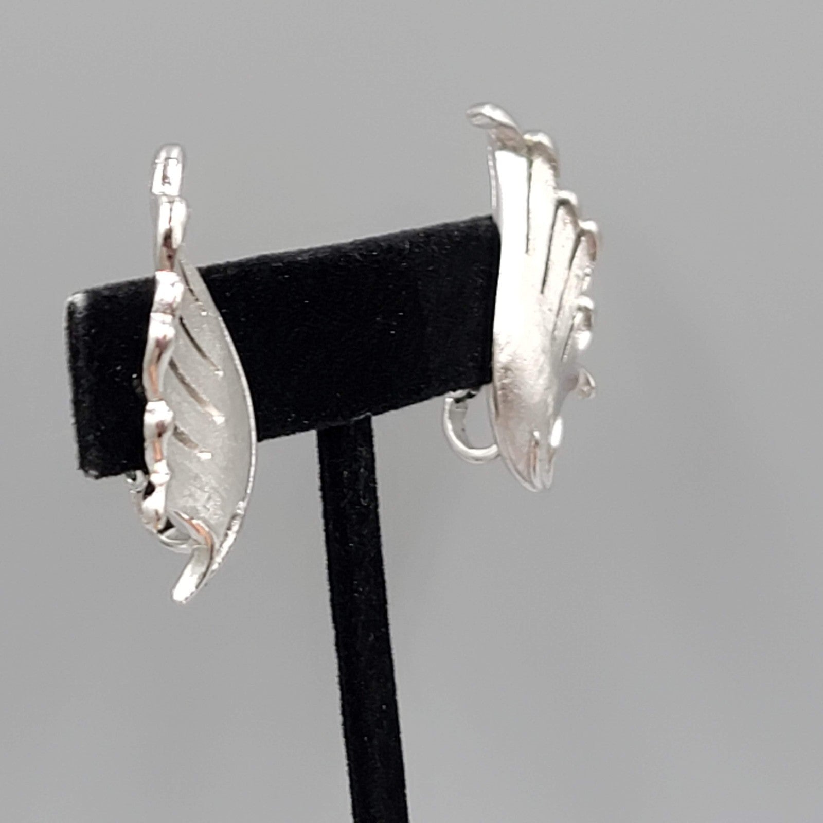 Vintage Trifari Clip on Earrings Silver Plated Leaf Climber 1.25"