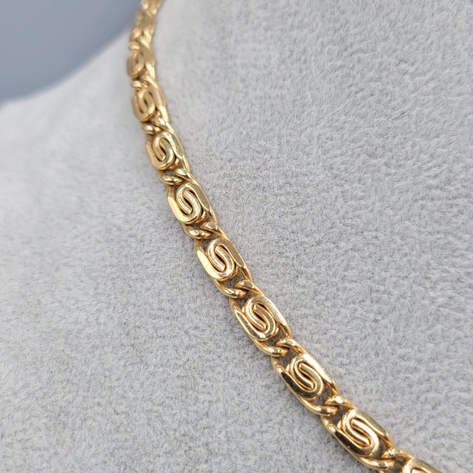 Vintage Scroll Chain Necklace Gold Plated 1/4 " wide 18" Long