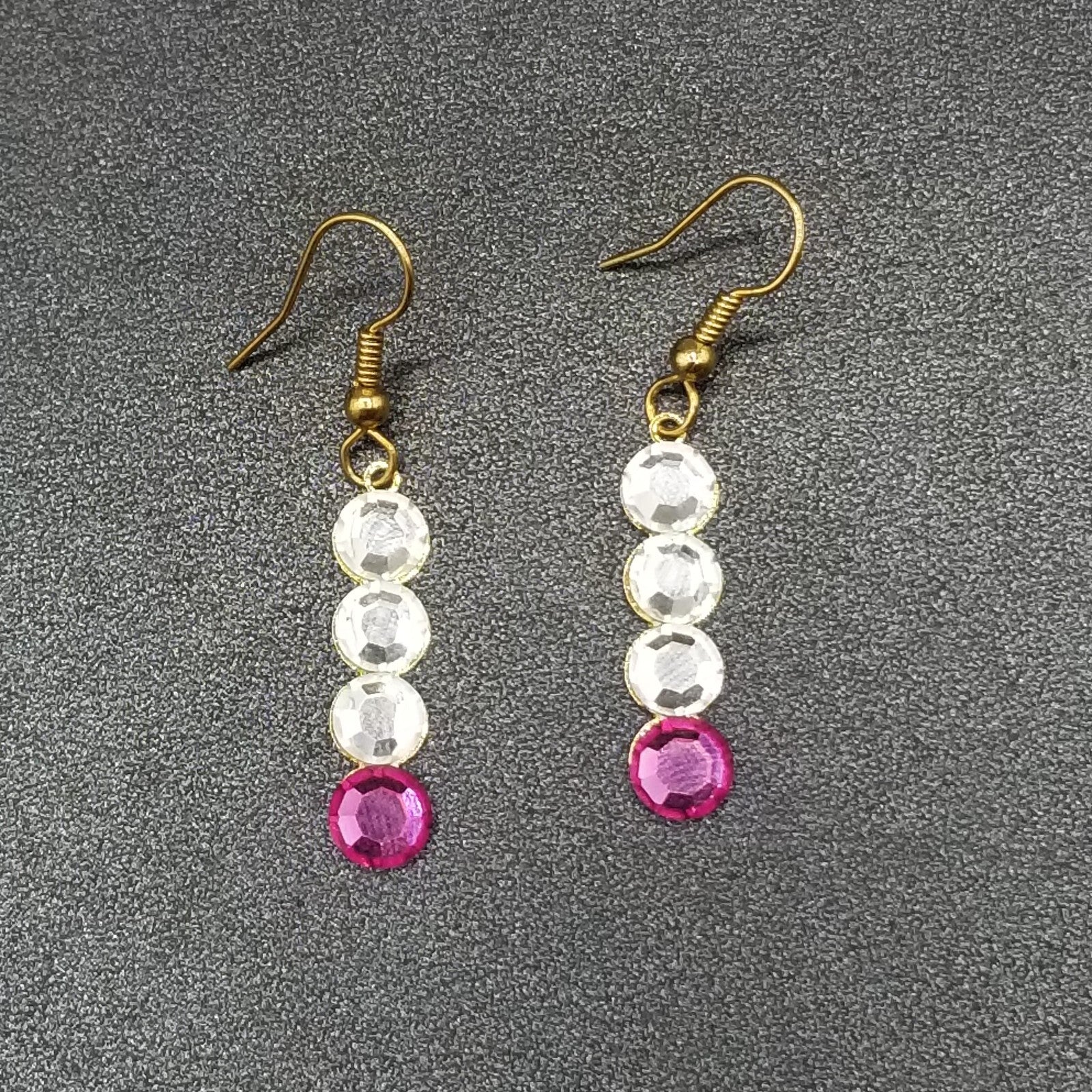 Pierced Earrings Gold tone Clear Purple Faceted Crystal Dangle 1"
