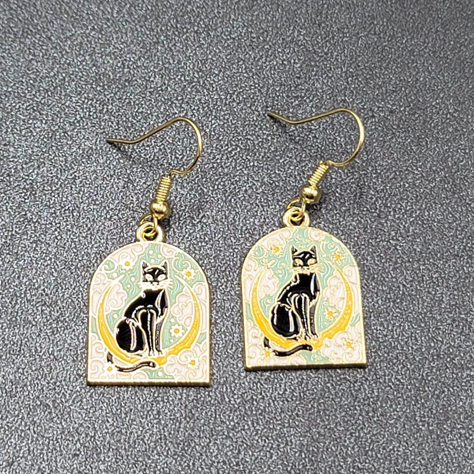 Pierced Earrings Gold tone Enamel Black Cat Crescent Moon Dangle 1"