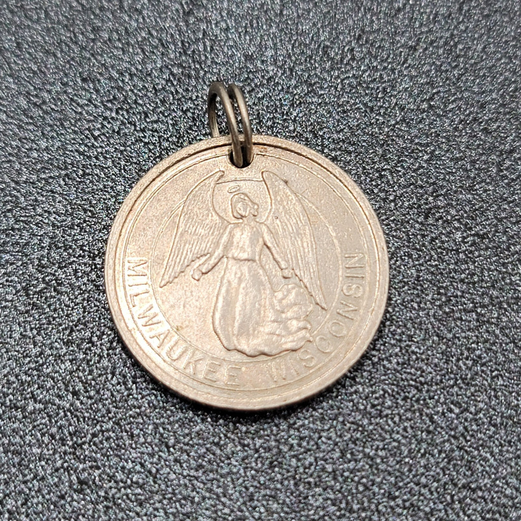 Vtg Guiding Angel Session May 1978 Milwaukee Wisconsin Silver tone Medal Pendant