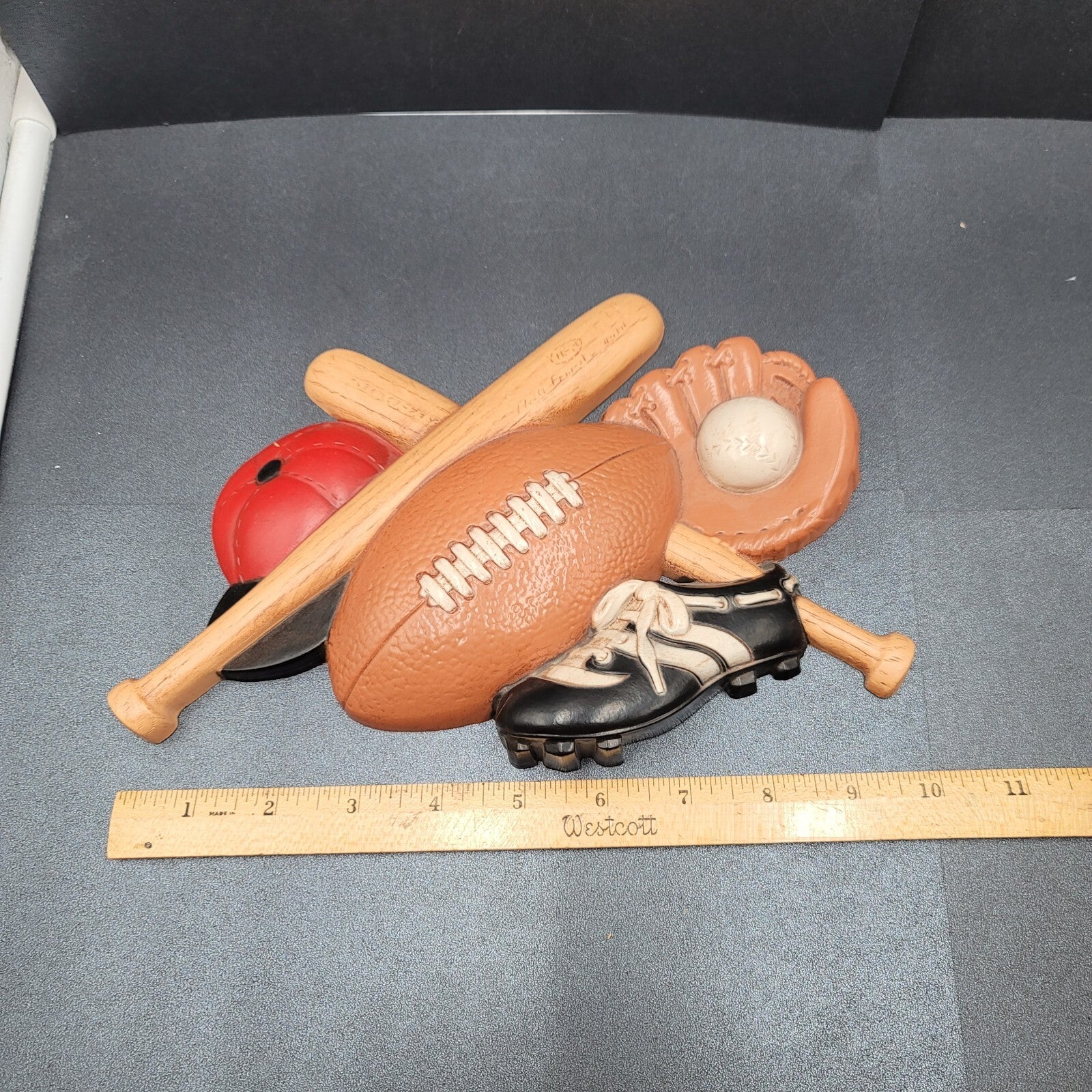 Burwood SPORTS VTG Wall Plaques Decor BASEBALL Football Home Interior 3260