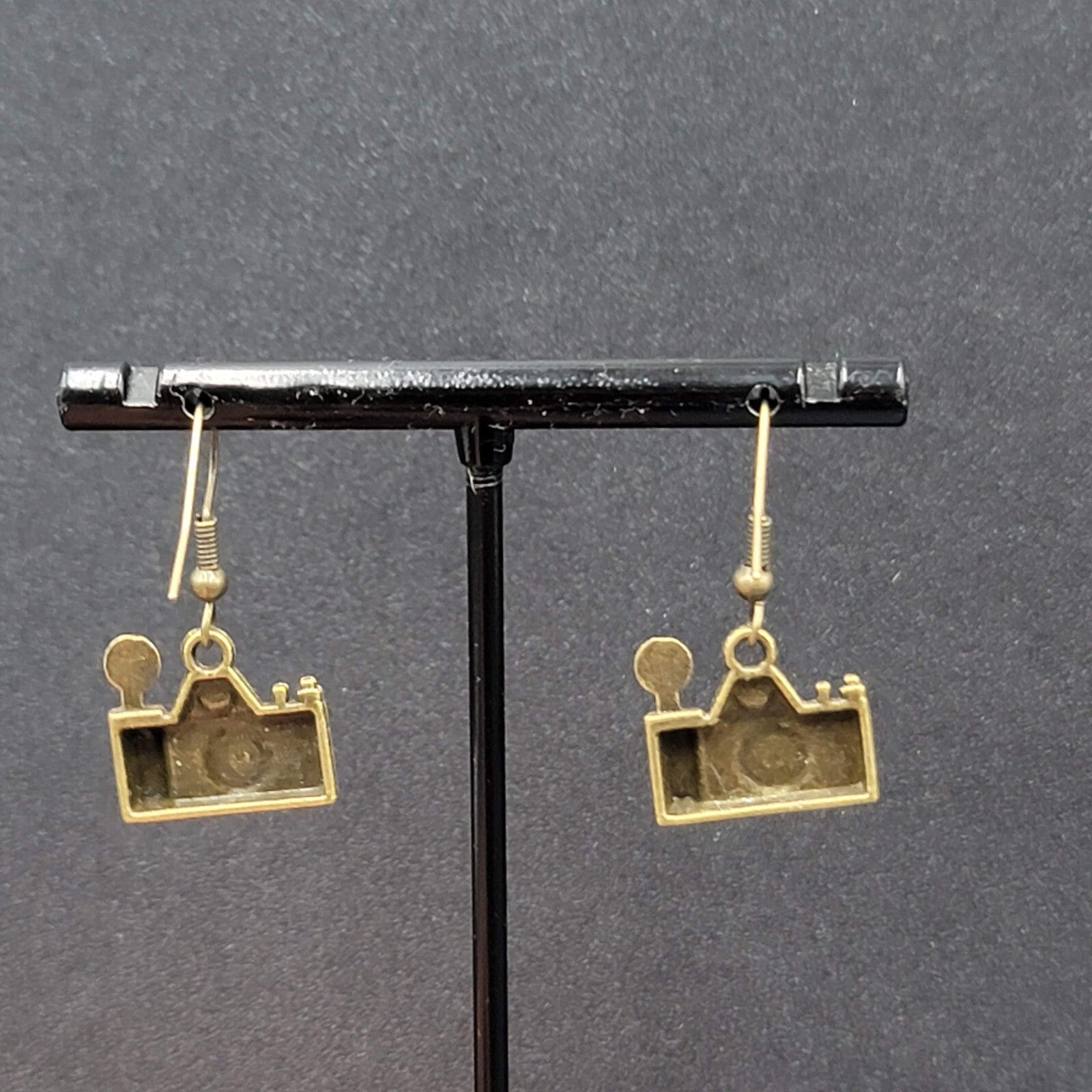 Camera Pierced Earrings Retro Bronze tone Dangle 1/2"