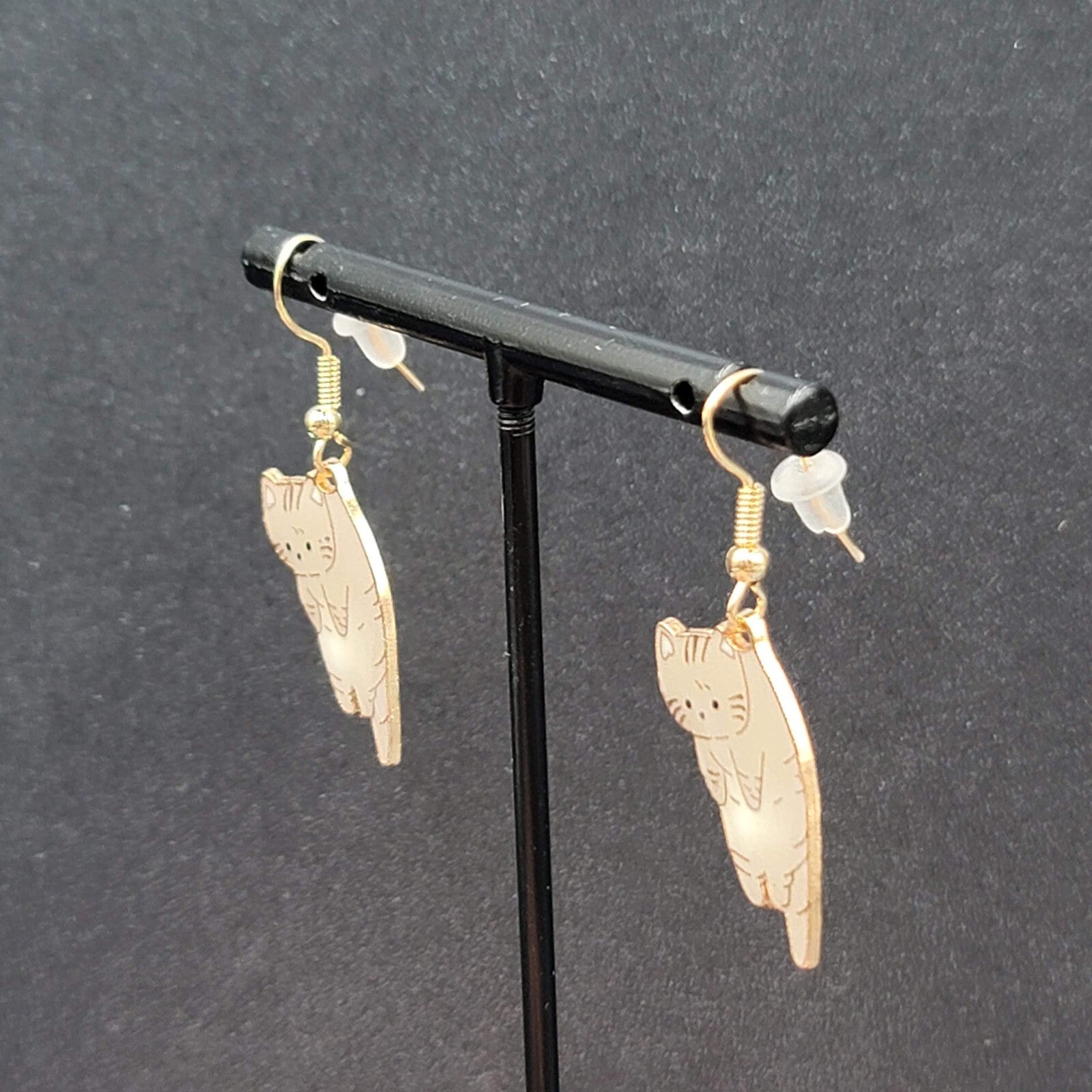 Kitty Cat Pierced Earrings Gray Tabby Kitten Dangle Gold tone 1"