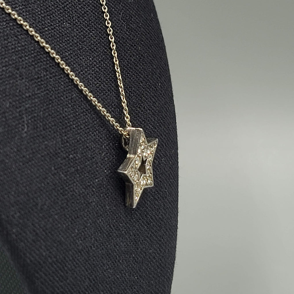 Star Pendant Necklace Rhinestone 18 Inch Silver tone