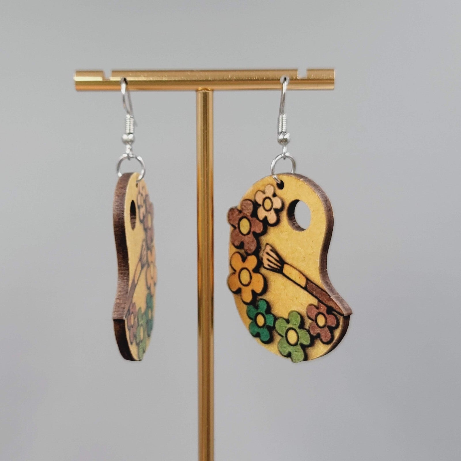 Artist Palette Pierced Earrings Wood Flowers Dangle Silver tone  1.75"