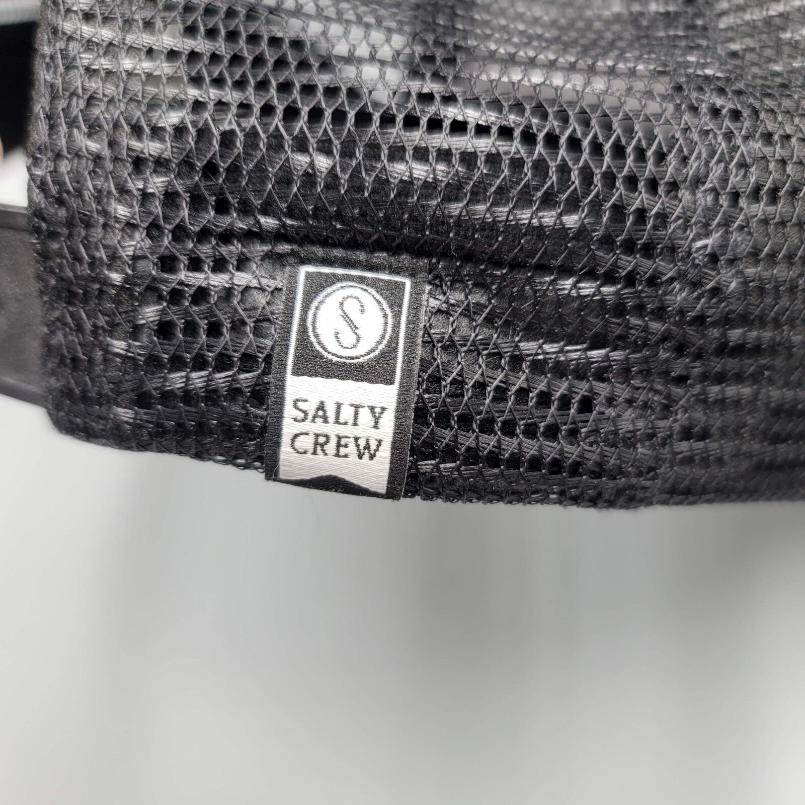 Salty Crew Dos Palms Find Refuge in the Sea Black Snapback Trucker Hat