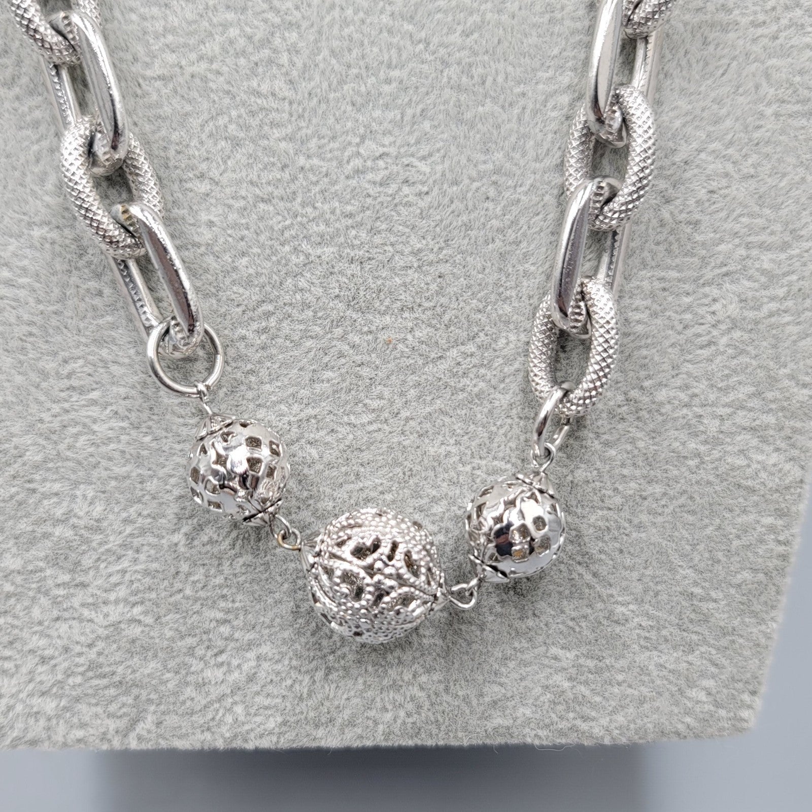 Chunky Retro Chain Necklace Filigree Beads Textured Silver tone 30 in